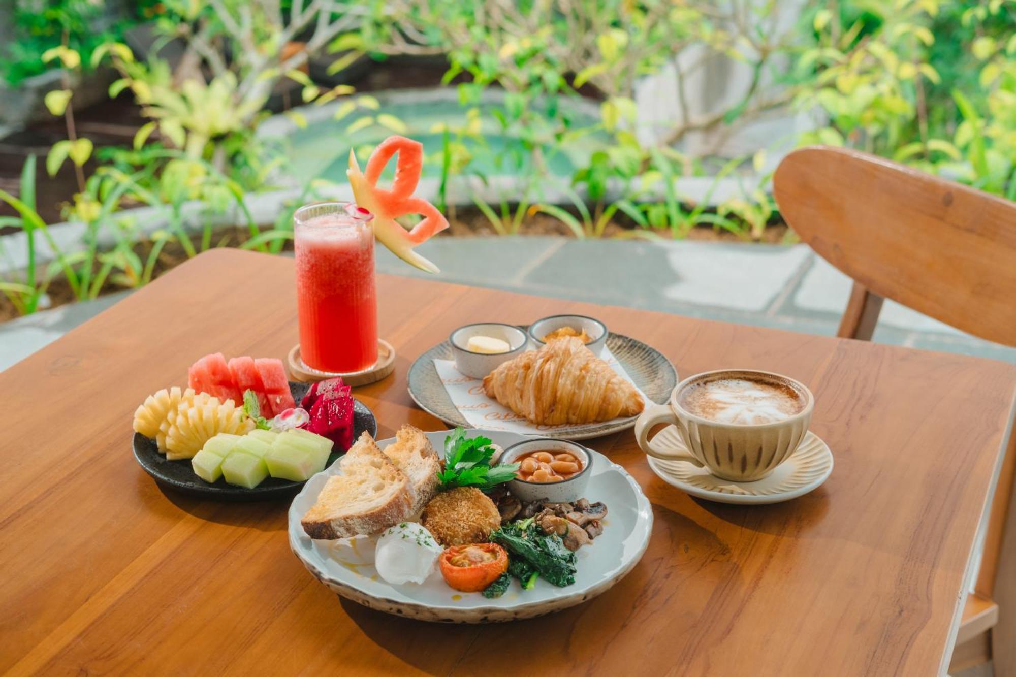 Hotel Emana Akatara 4*