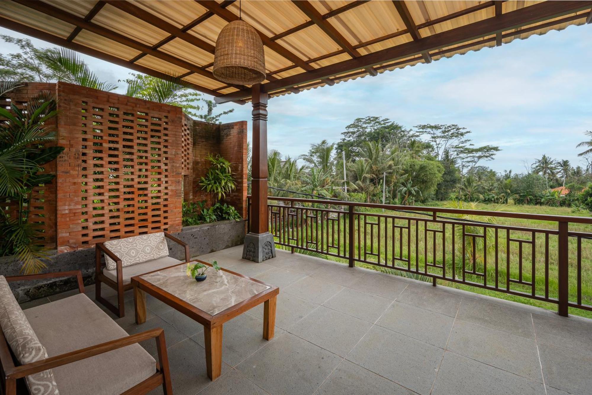Hotel Emana Akatara 4*